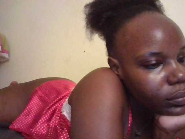 NewBird live cam on BongaCams