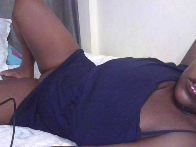 NewBird live cam on BongaCams
