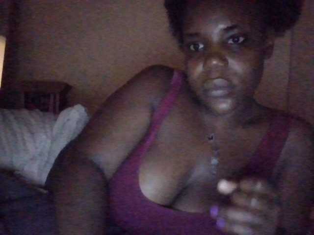 NewBird, 26 y/o - Live Cam on BongaCams