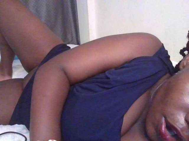 NewBird live cam on BongaCams