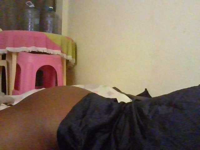 NewBird live webcam show