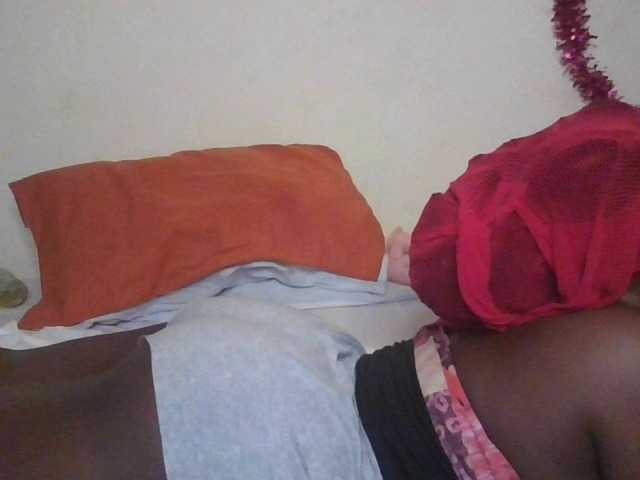 NewBird live cam on BongaCams
