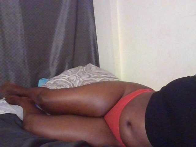 NewBird live cam on BongaCams