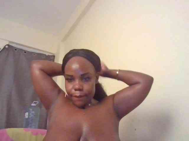 NewBird Live Webcam on BongaCams