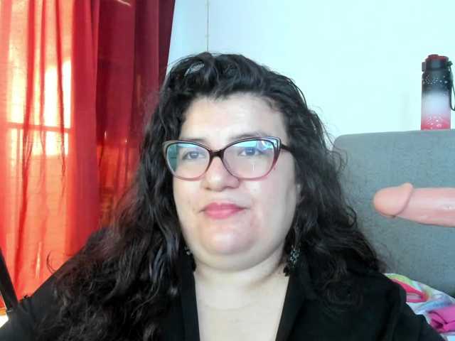 mystery-psique webcam bongacams model stream image