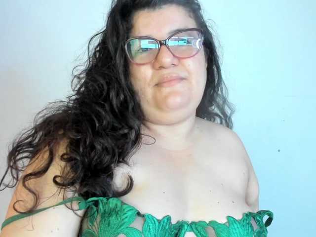 mystery-psique webcam bongacams model stream image