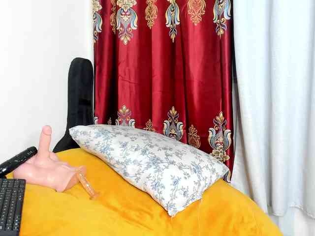 Aalisha-Jade webcam