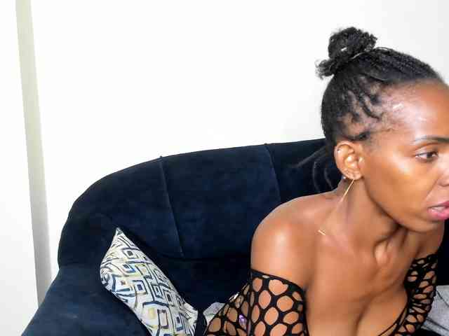 Aalisha-Jade webcam