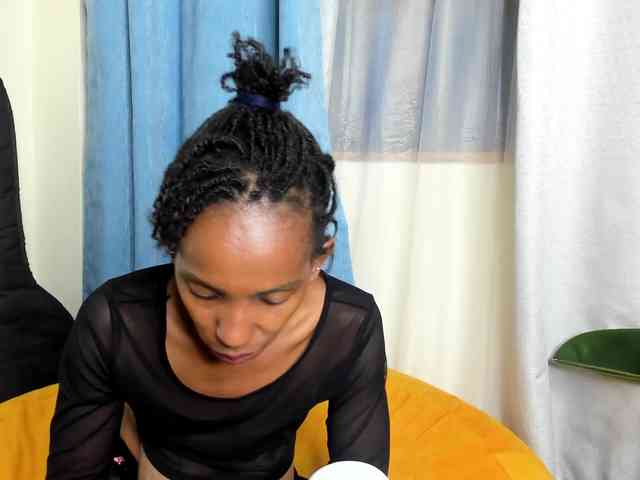 Aalisha-Jade webcam