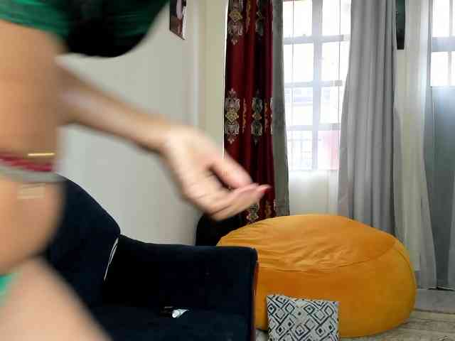 Aalisha-Jade webcam