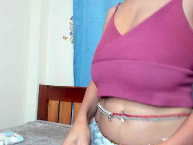 Aalisha-Jade webcam