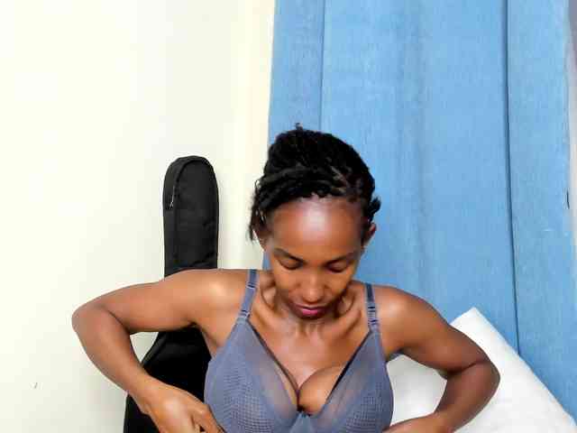 Aalisha-Jade webcam