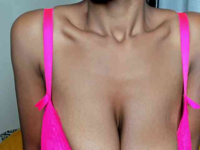 Aalisha-Jade webcam