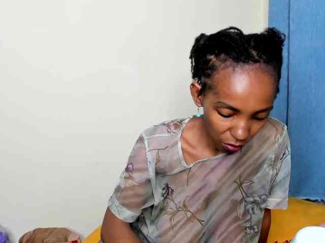 Aalisha-Jade webcam