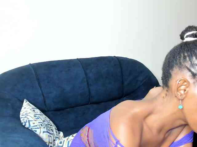 Aalisha-Jade webcam