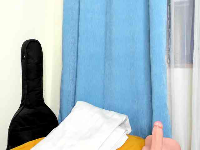 Aalisha-Jade webcam