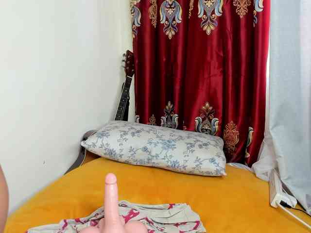 Aalisha-Jade webcam