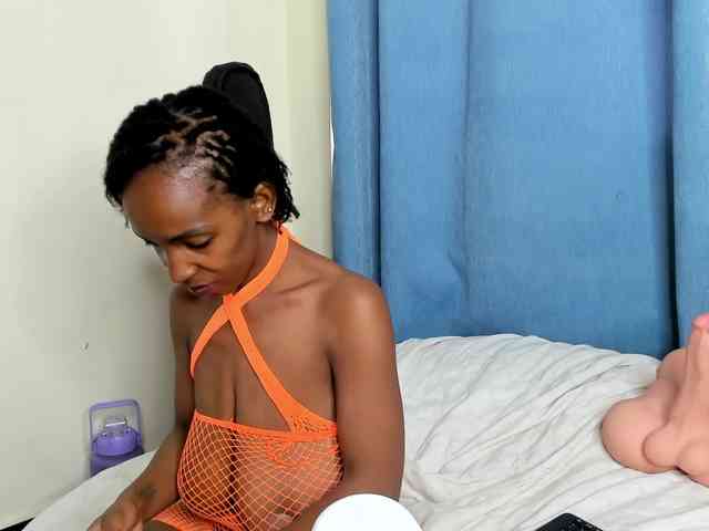 Aalisha-Jade webcam