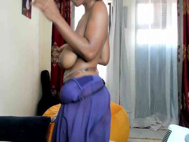 Aalisha-Jade webcam