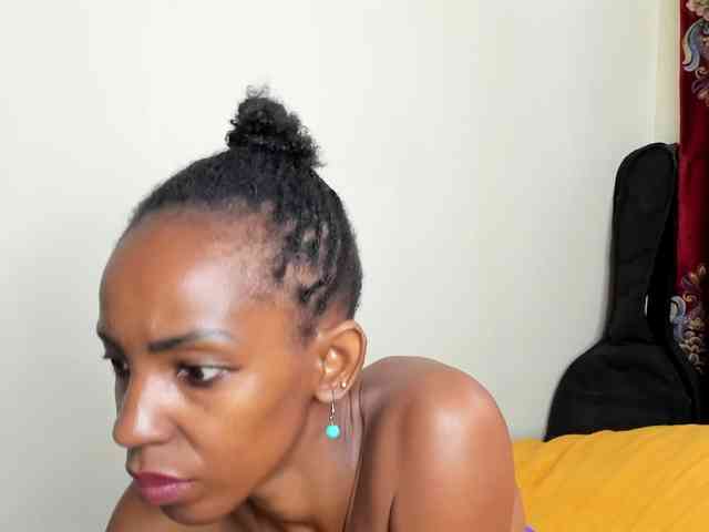 Aalisha-Jade webcam