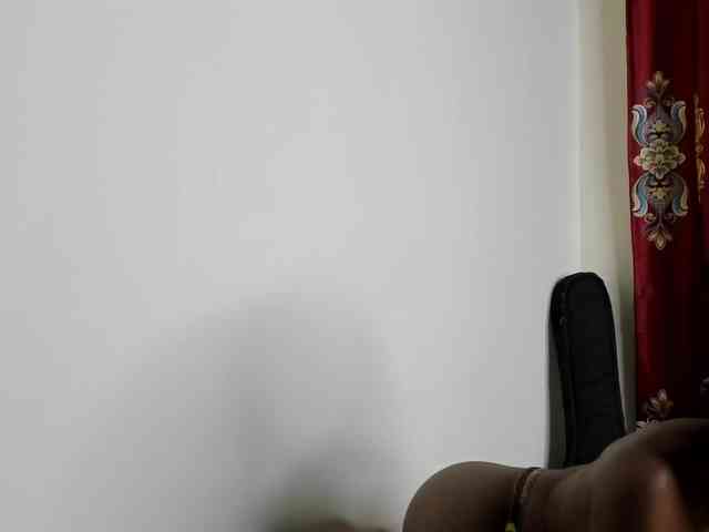 Aalisha-Jade webcam