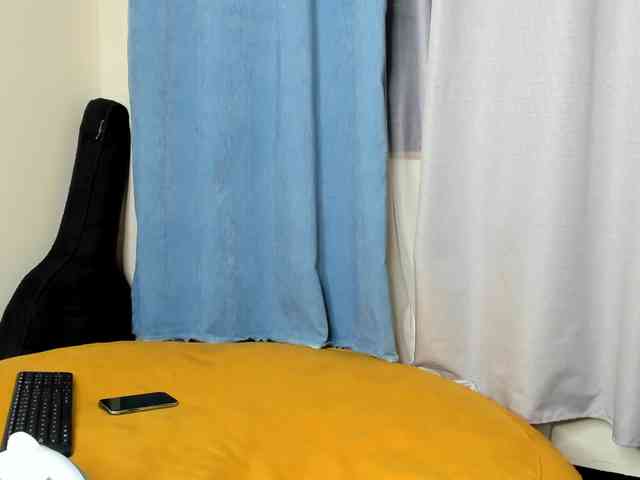 Aalisha-Jade webcam