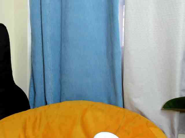 Aalisha-Jade webcam