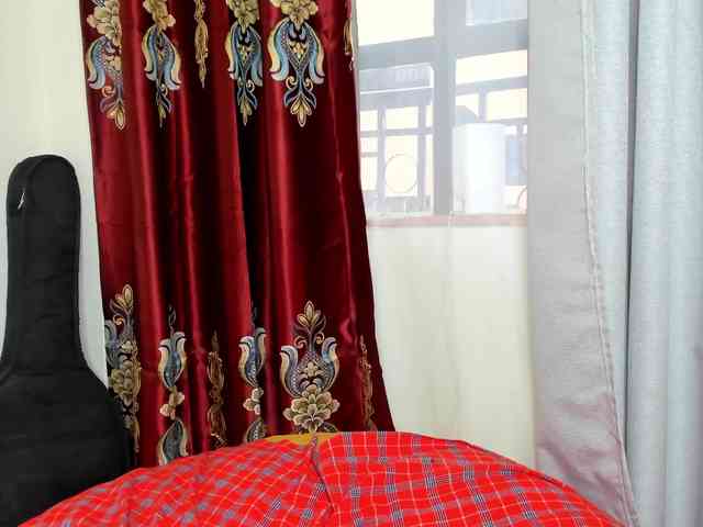 Aalisha-Jade webcam