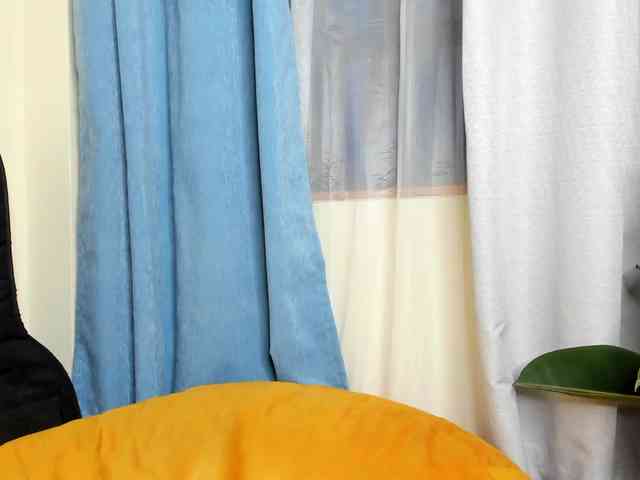 Aalisha-Jade webcam