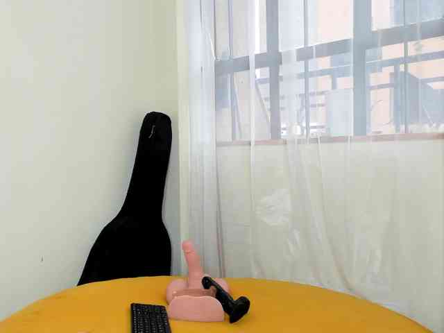 Aalisha-Jade webcam