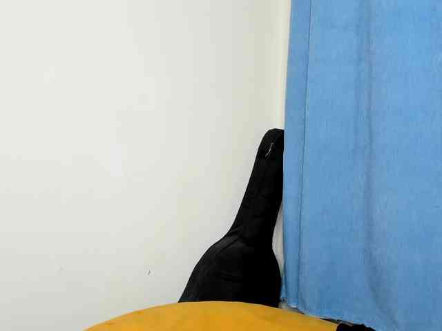 Aalisha-Jade webcam