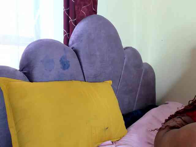 Aalisha-Jade webcam
