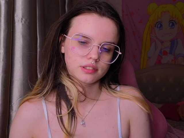 HannaCristal live cam on BongaCams