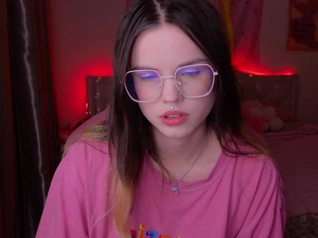 HannaCristal live cam on BongaCams