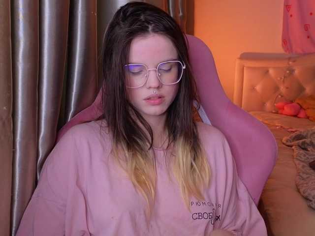 HannaCristal live cam on BongaCams