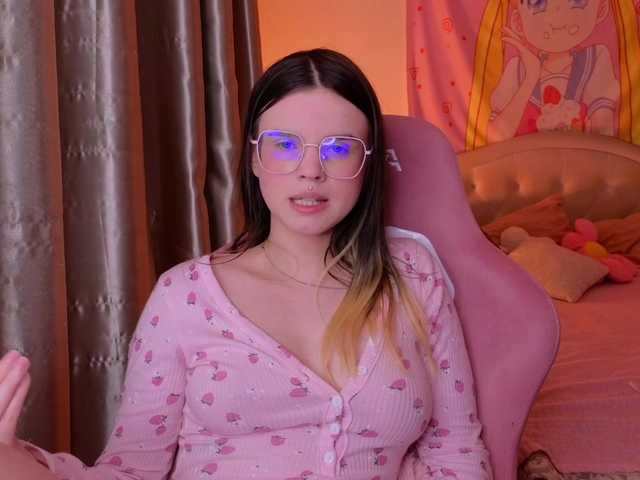 HannaCristal live cam on BongaCams