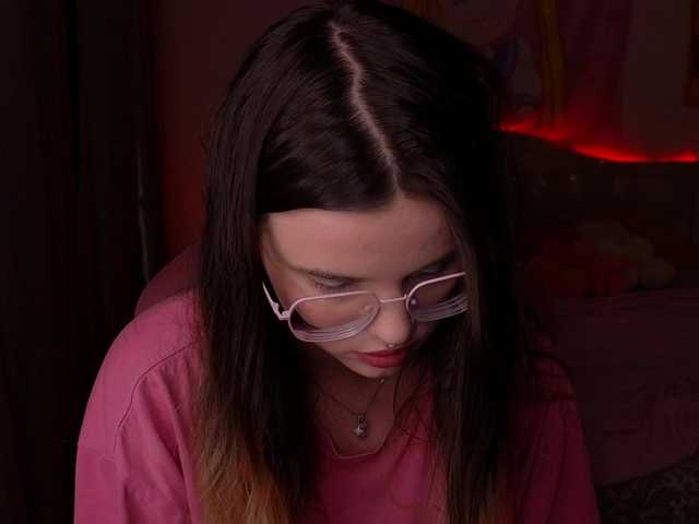 HannaCristal live cam on BongaCams