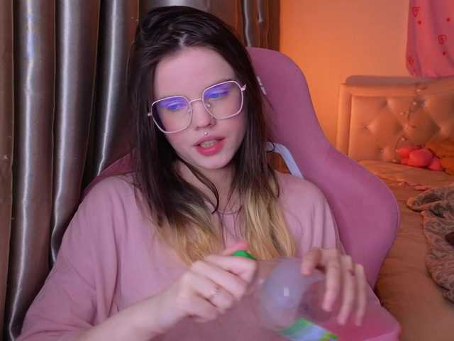 HannaCristal live cam on BongaCams