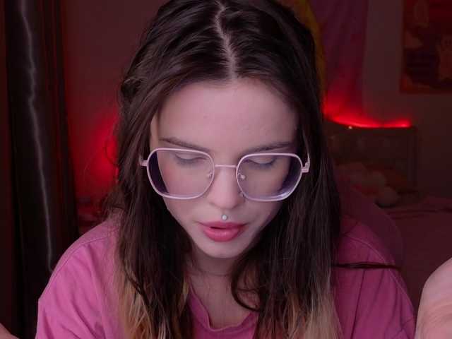 HannaCristal live cam on BongaCams