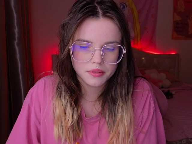 HannaCristal live cam on BongaCams
