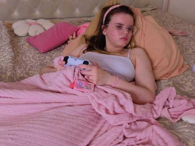 HannaCristal live cam on BongaCams