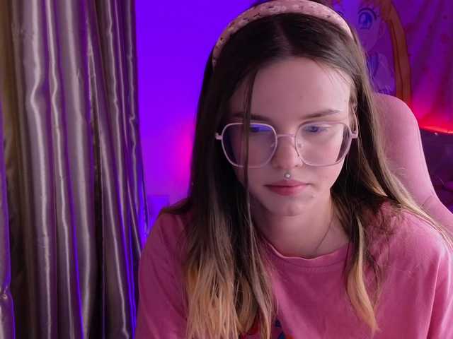 HannaCristal live cam on BongaCams