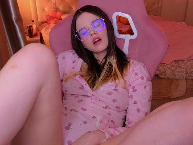 HannaCristal live cam on BongaCams