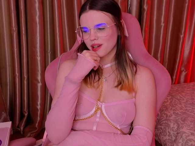 HannaCristal's BongaCams show and profile