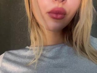 -Melani-