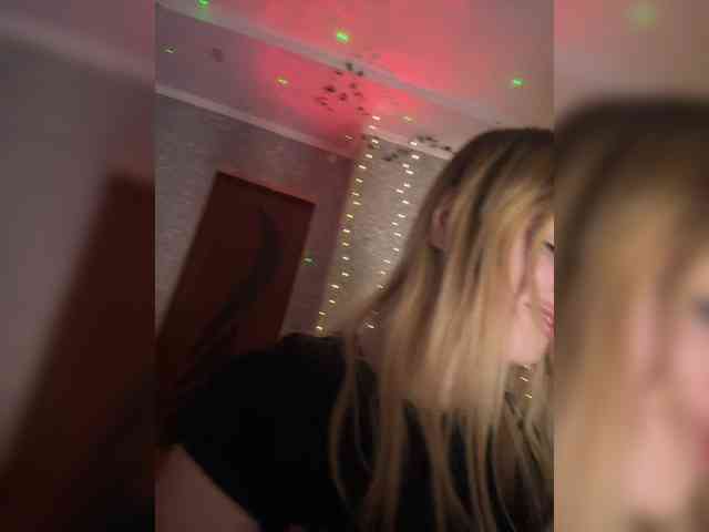 -Melani- webcam