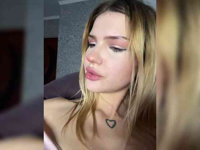 -Melani- webcam
