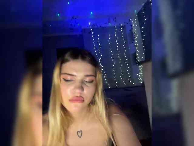 -Melani- webcam