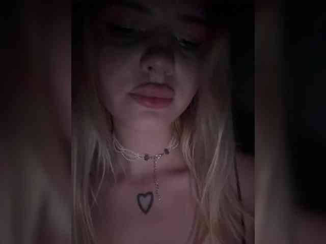 -Melani- webcam