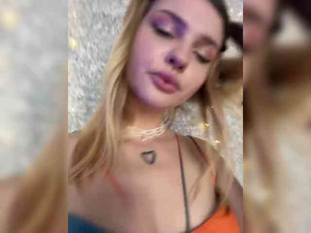Melaniamyr Sex Cam Show